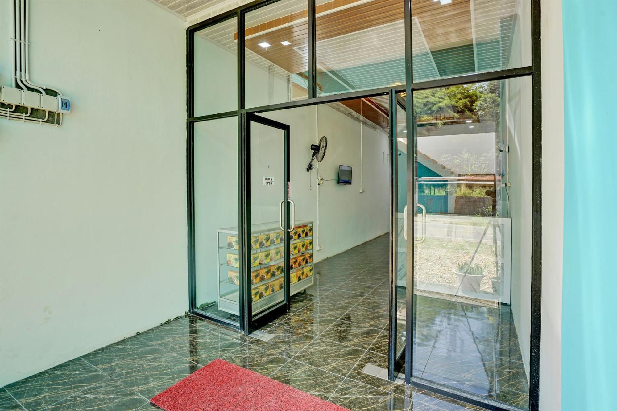 Oyo 92700 D' Ngalau Residence Syariah Payakumbuh Exterior foto